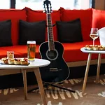 Hotel Ibis Cannes 3*