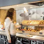 Ibis Cannes 3*