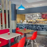 Ibis Cannes 3*