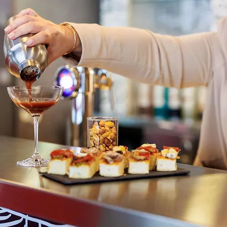 宜必思戛纳曼德里尔酒店