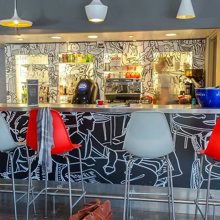 宜必思戛纳曼德里尔酒店 Mandelieu