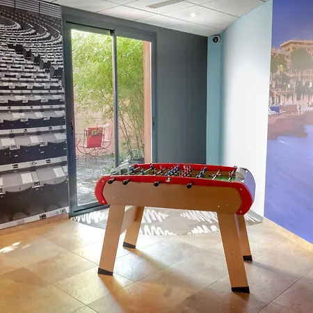 宜必思戛纳曼德里尔酒店 3* Mandelieu