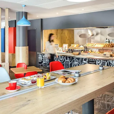 酒店 宜必思戛纳曼德里尔酒店 3*