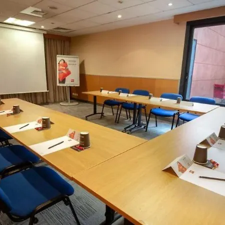 Hotel Ibis Cannes 3*