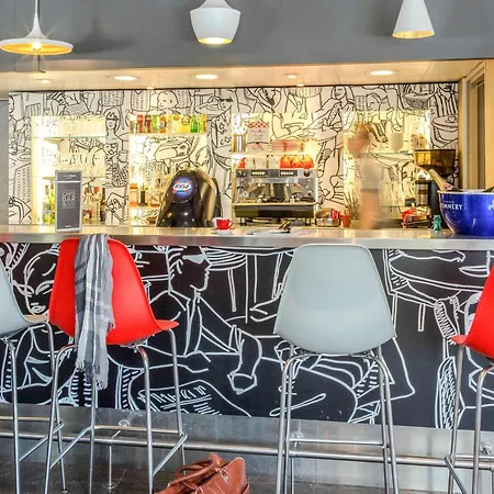 Hotel Ibis Cannes 3*