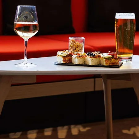 Ibis Cannes Hotel 3*
