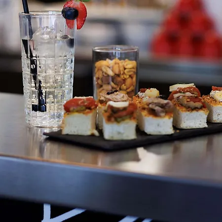 호텔 Ibis Cannes 3*