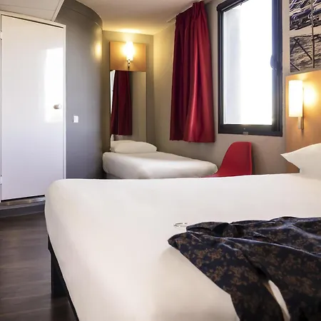 호텔 Ibis Cannes 3*