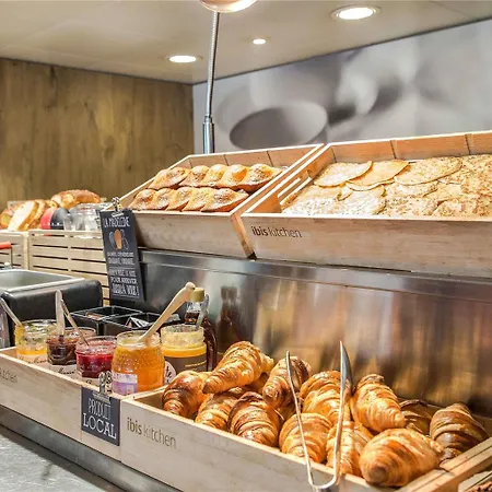 호텔 Ibis Cannes 3*