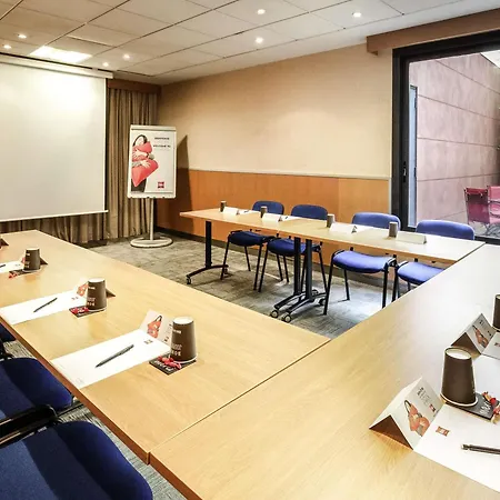 Ibis Cannes فندق ماندوليو لا نابول