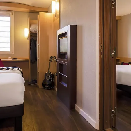 Ibis Cannes Hotel 3*