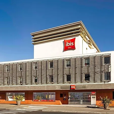 Ibis Cannes 3*