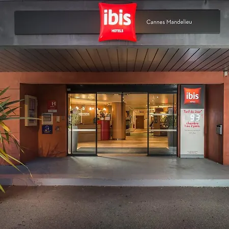 Ibis Cannes 3*