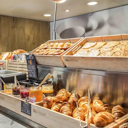 Ibis Cannes Hotel 3*