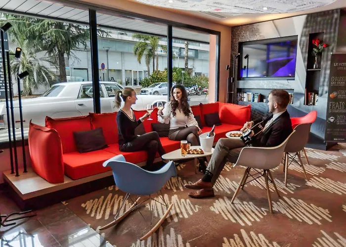 Ibis Cannes فندق