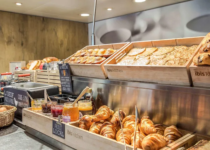Ibis Cannes ماندوليو لا نابول