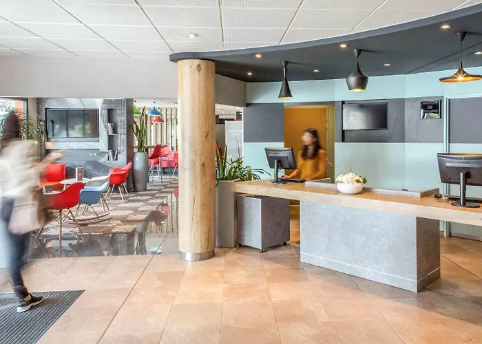 Ibis Cannes ماندوليو لا نابول