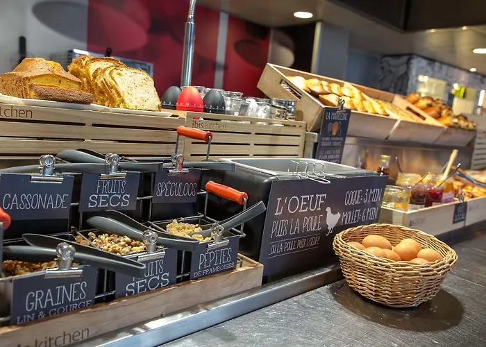 Ibis Cannes فندق 3*