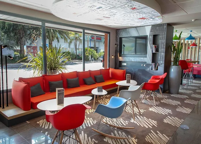 Hotel Ibis Cannes 3*