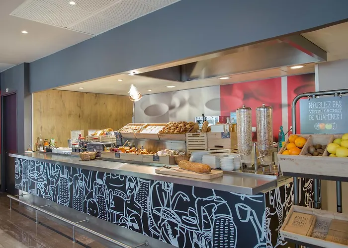 Ibis Cannes Hotel 3*